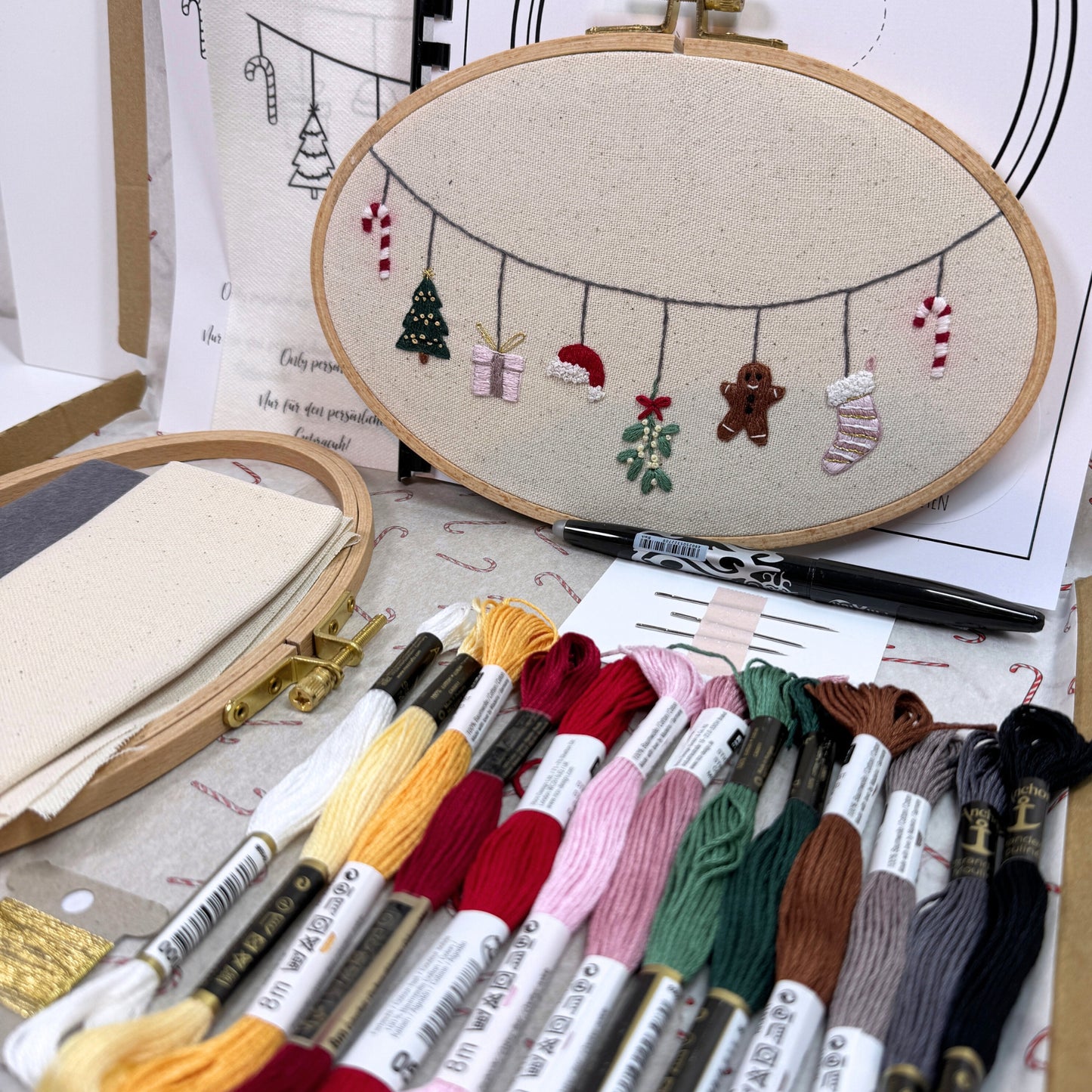Stickkit "Weihnachtsgirlande“, Stickset
