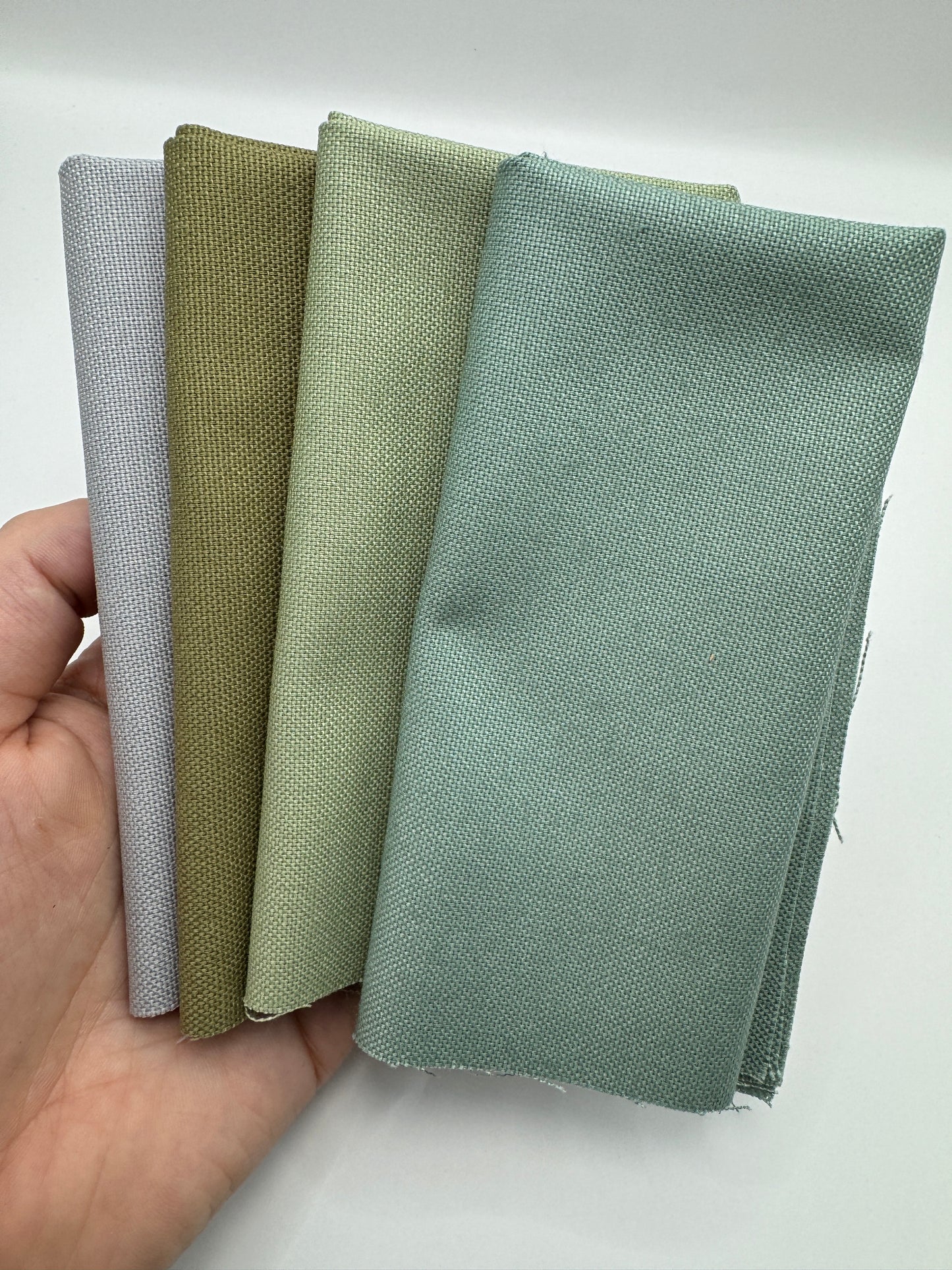 Stoff zum Sticken, Stoffpaket "Grau/Olive/Eukalyptus"