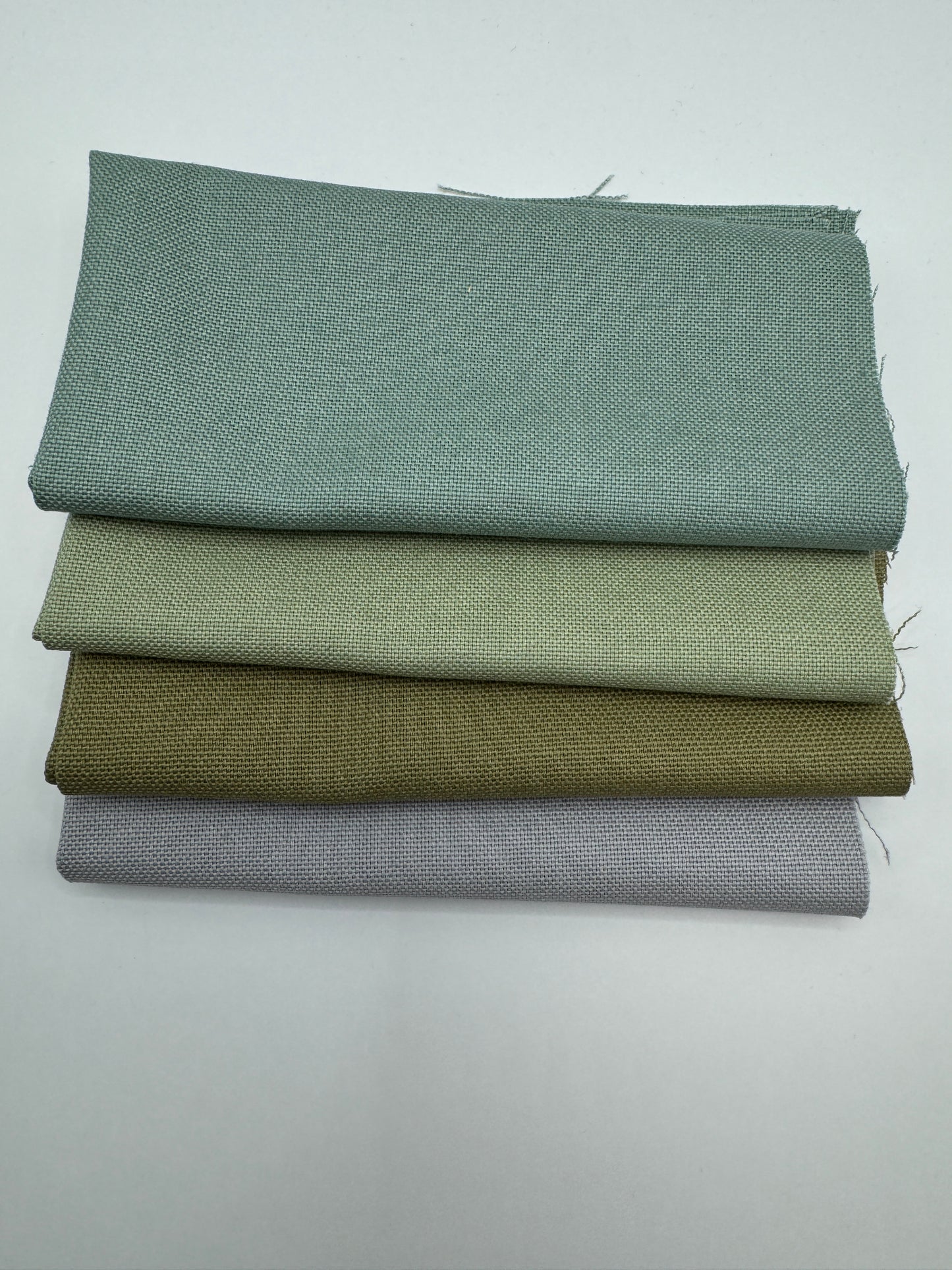 Stoff zum Sticken, Stoffpaket "Grau/Olive/Eukalyptus"