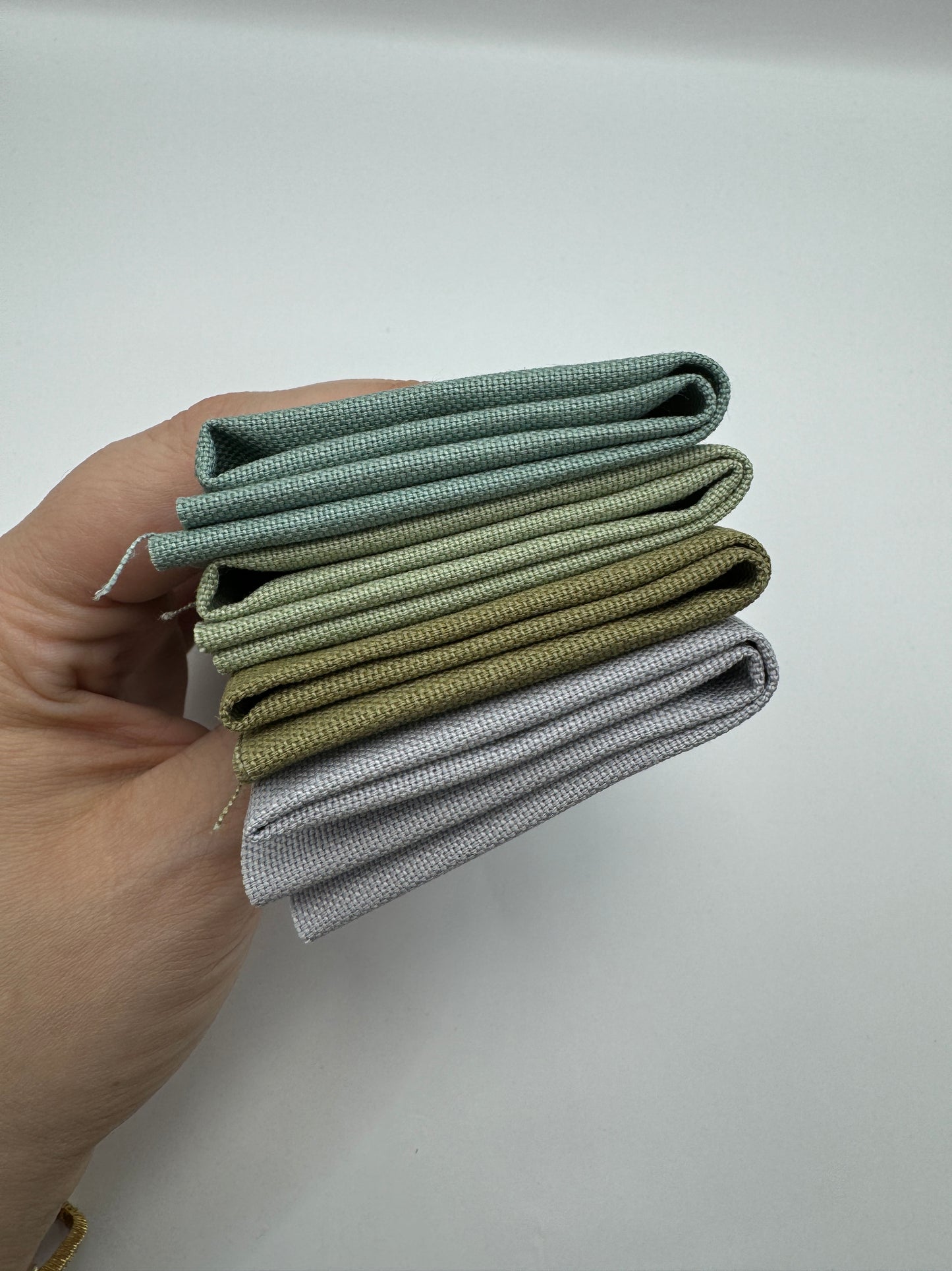 Stoff zum Sticken, Stoffpaket "Grau/Olive/Eukalyptus"