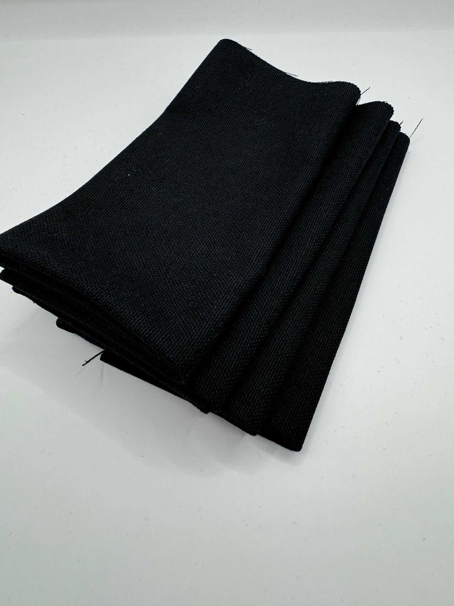 Stoff zum Sticken "Schwarz"