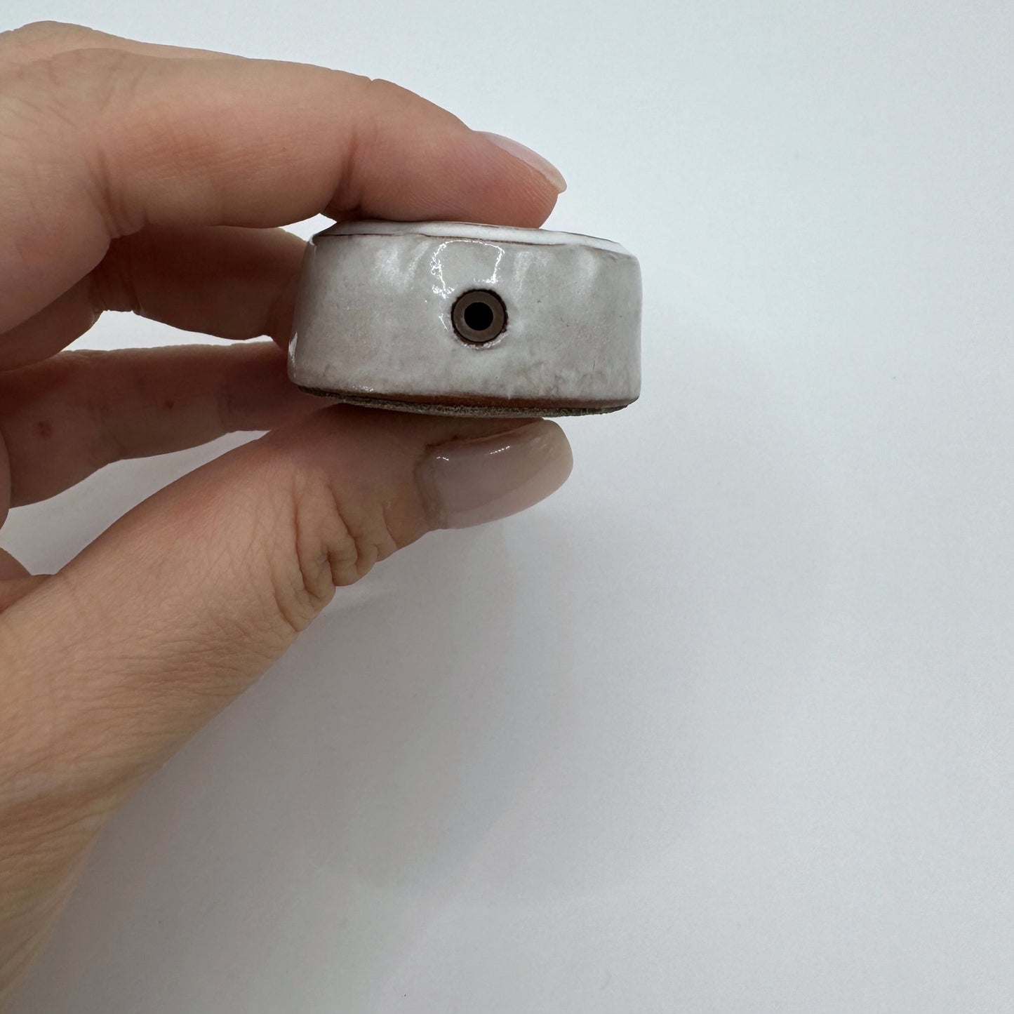 Nadelanspitzer mit Magnet "Weiß"