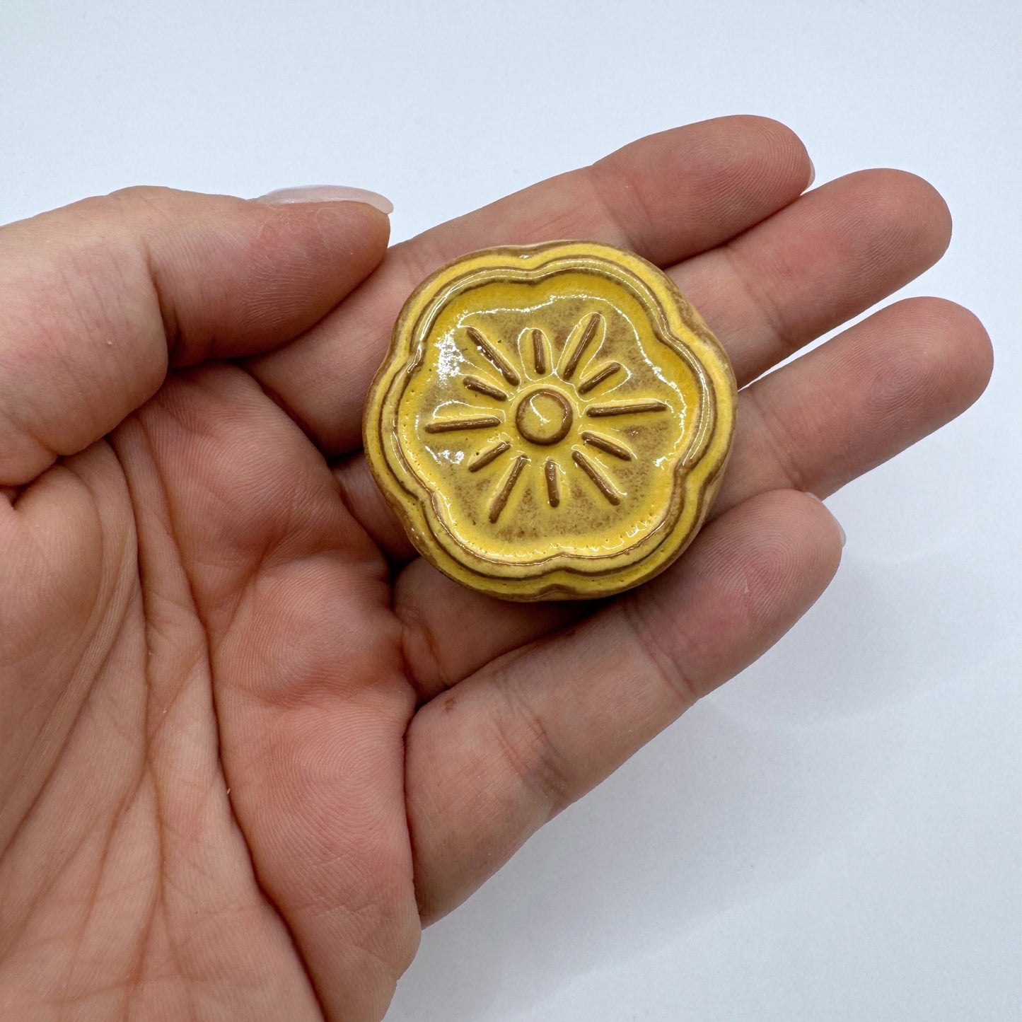 Nadelanspitzer mit Magnet "Gelb"