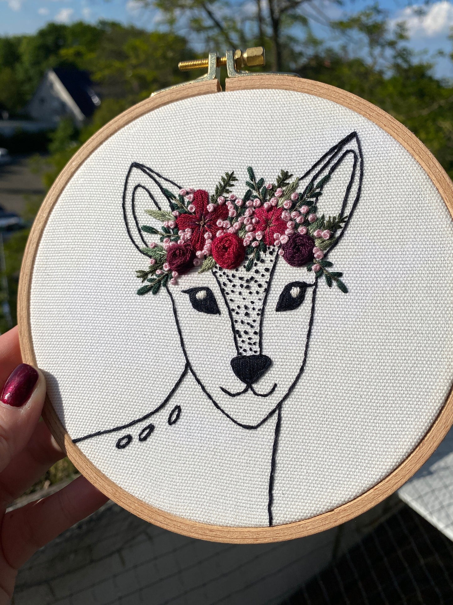 Stickvorlage Reh mit Blumenkranz, Stickbild, Sticken Anfänger, Embroidery Pattern, Kinderzimmer