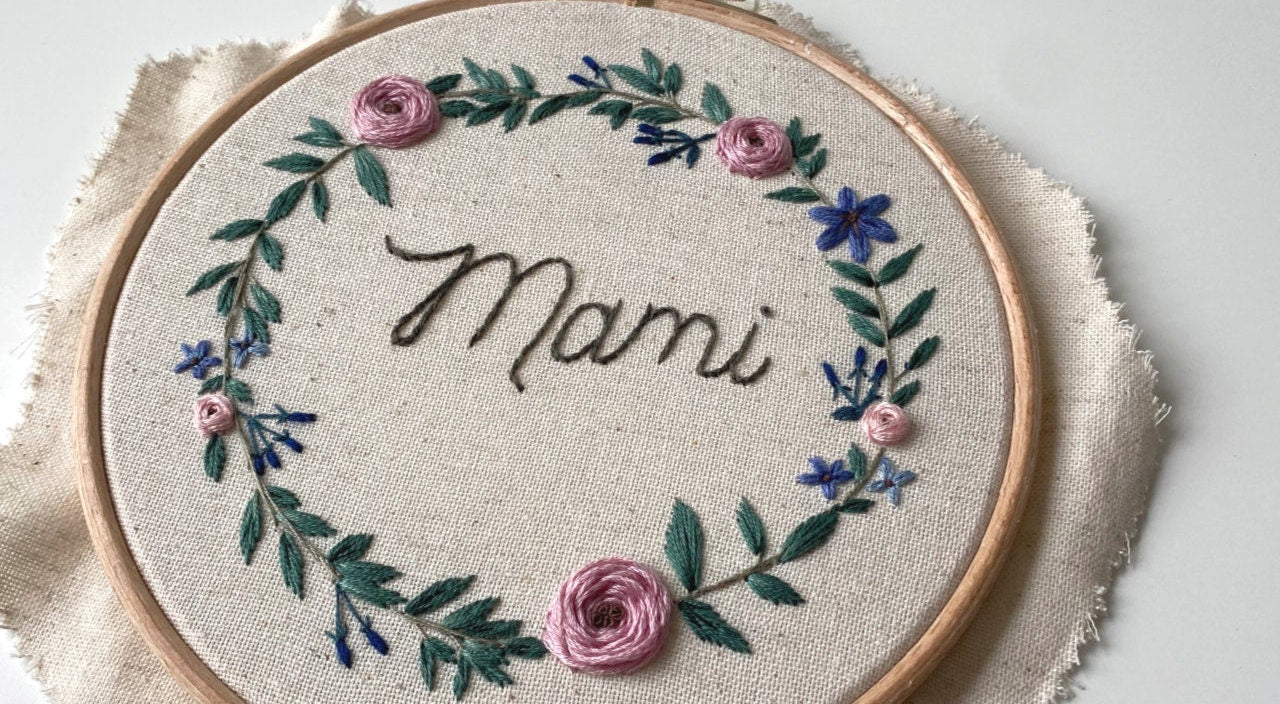 Stickvorlage, Muttertag , Blumenkranz, Stickbild Anfänger, Muttertagsgeschenk, personalierbar