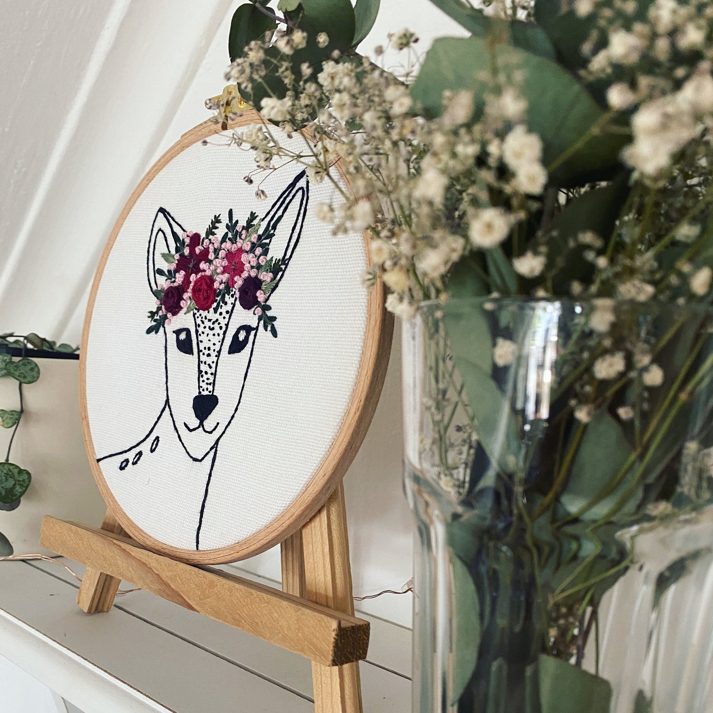 Stickvorlage Reh mit Blumenkranz, Stickbild, Sticken Anfänger, Embroidery Pattern, Kinderzimmer
