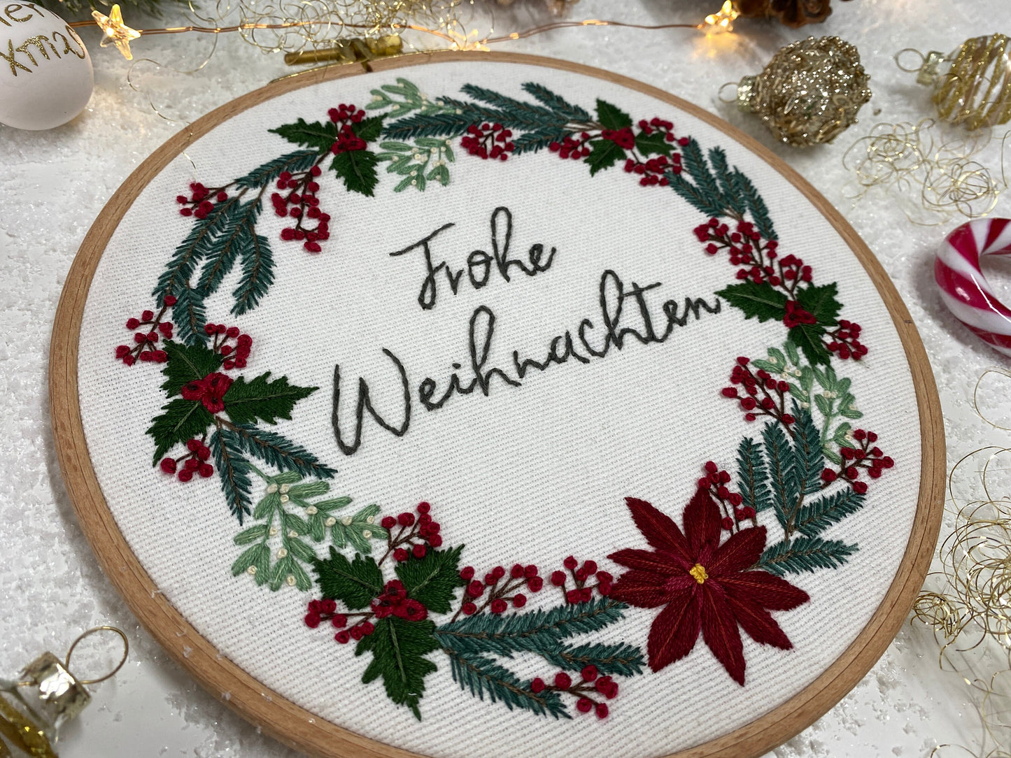 Stickkit, Modern Embroidery Kit, Vorlage zum Selber sticken, Weihnachtskranz, Christmas Wreath, Sticken, Stickvorlage, Stickset