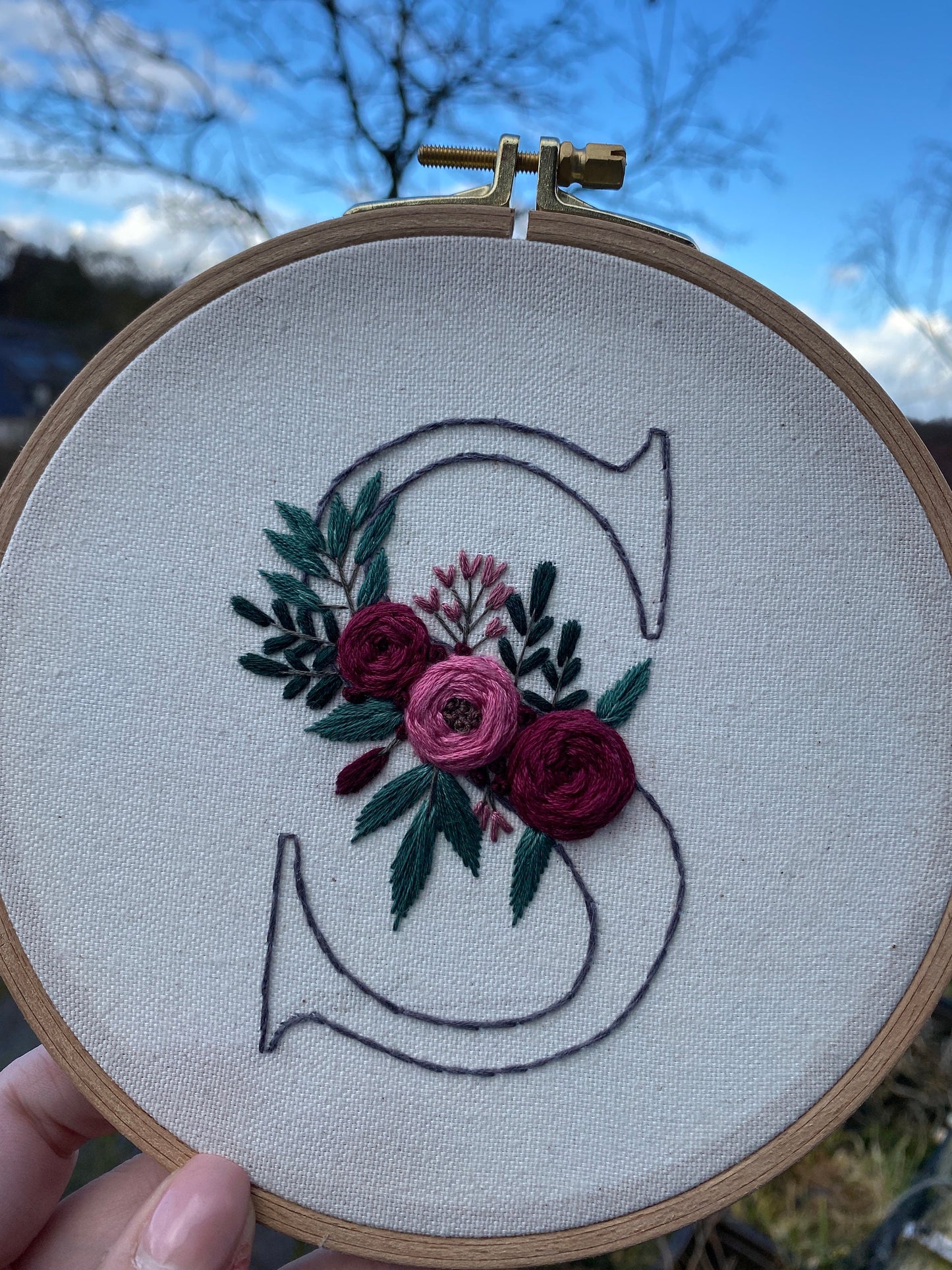 Stickvorlage Alphabet, Buchstaben, Floraler Buchstabe, Blumen Buchstabe, Sticken, Modern Embroidery, Stickbild, Monogramm