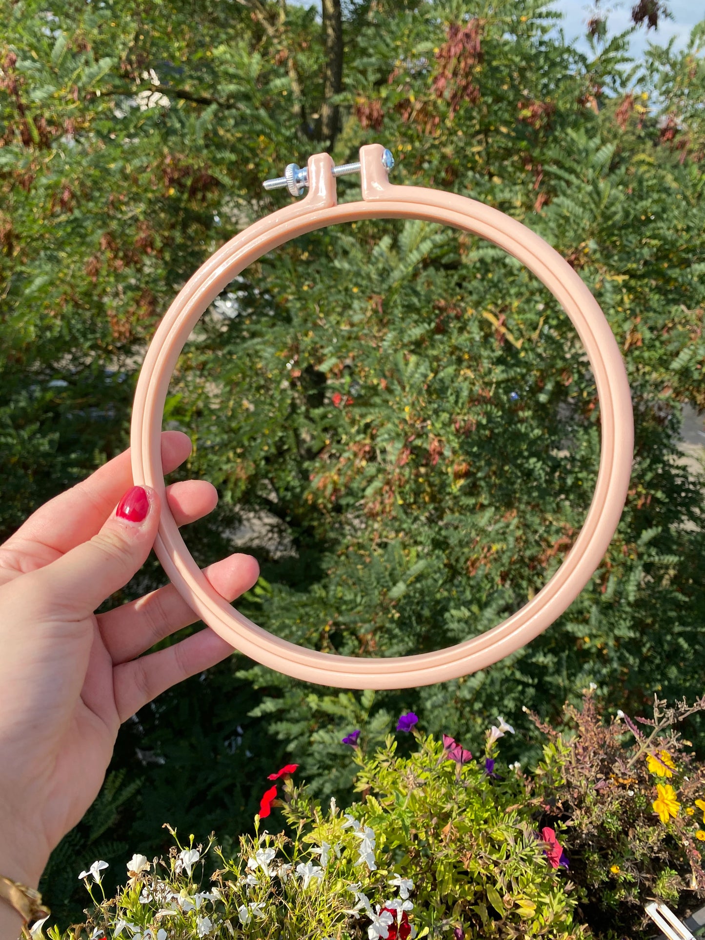 Stickring 17,8 cm, Stickring "Puder" , Stickrahmen, Stickrahmen mit Schraube, Bunter Stickrahmen