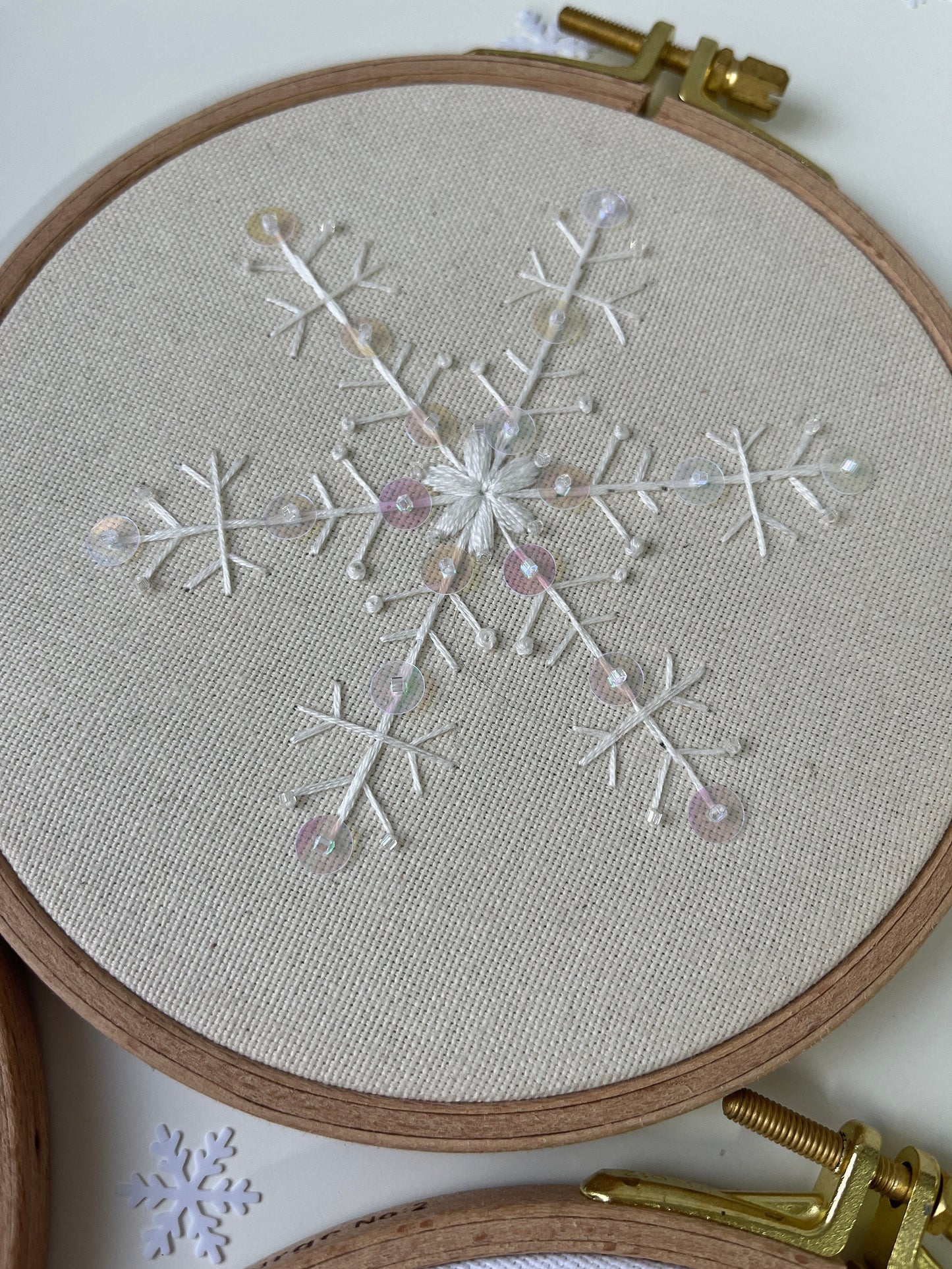 Stickvorlage, Schneeflocken, Winter, Sticken, Modern Embroidery, Schneeflocken, Stickerei, Stickbild, Perlenstickerei, Bundle