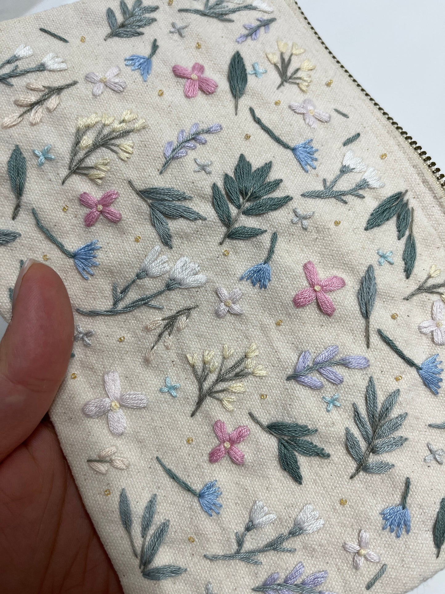 Tasche zum Besticken, Sticken, Täschchen, Geschenk sticken, Stickerei, Kosmetiktasche, Kosmetik Tasche zum Besticken, inklusive Vorlage