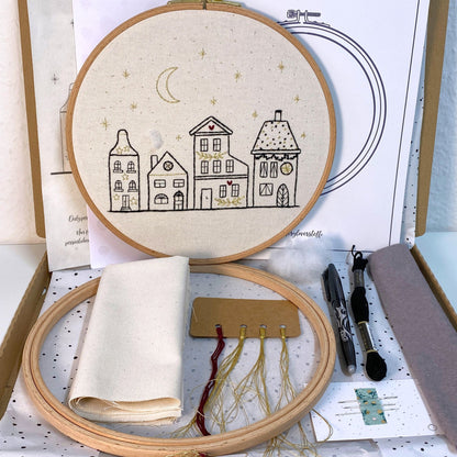 Stickkit "Skandi Häuser", Set zum Sticken