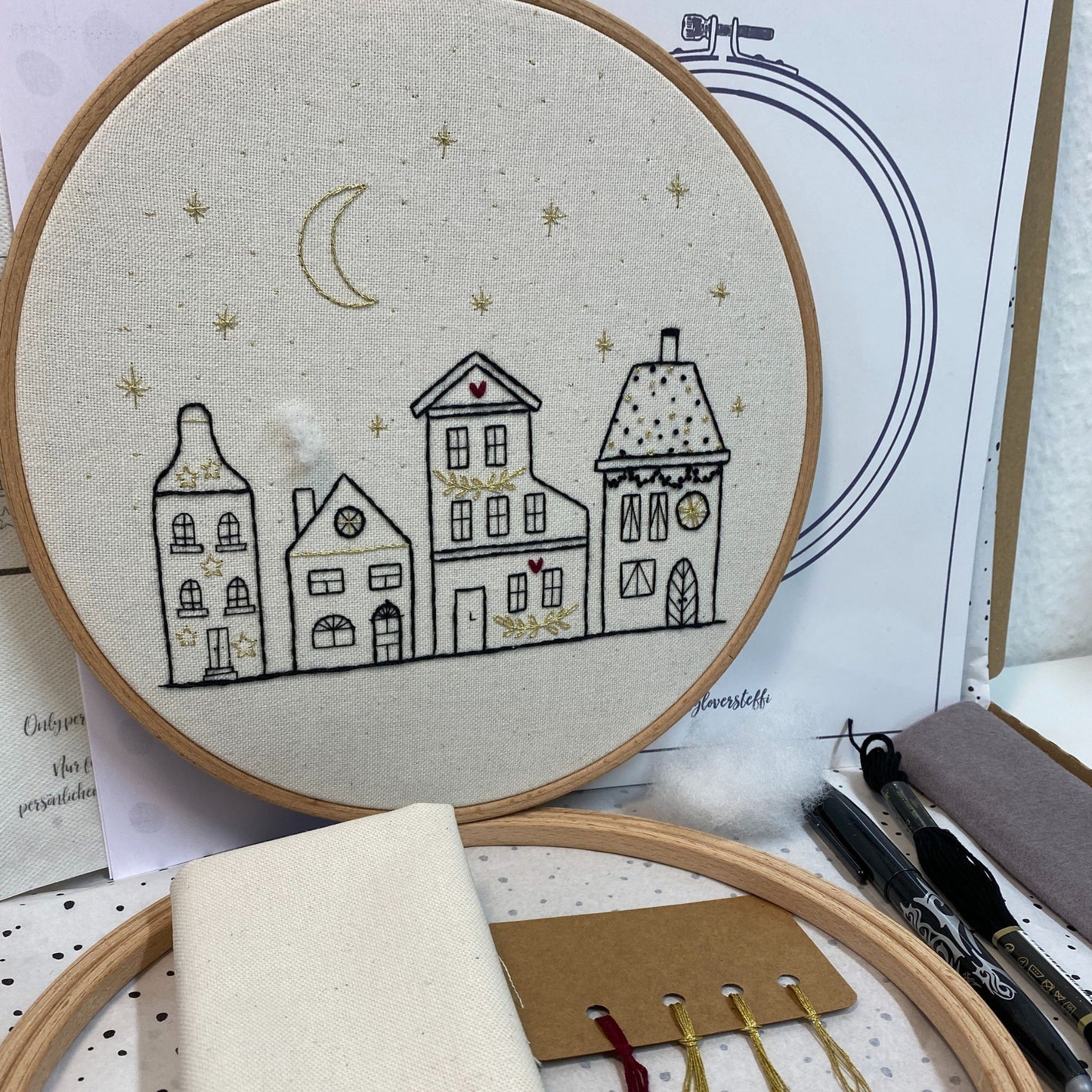 Stickkit "Skandi Häuser", Set zum Sticken