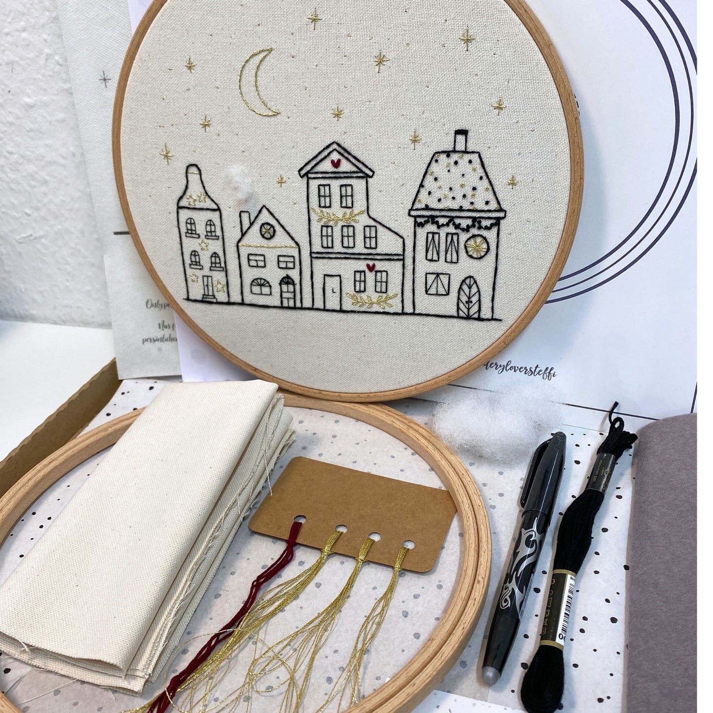 Stickkit "Skandi Häuser", Set zum Sticken