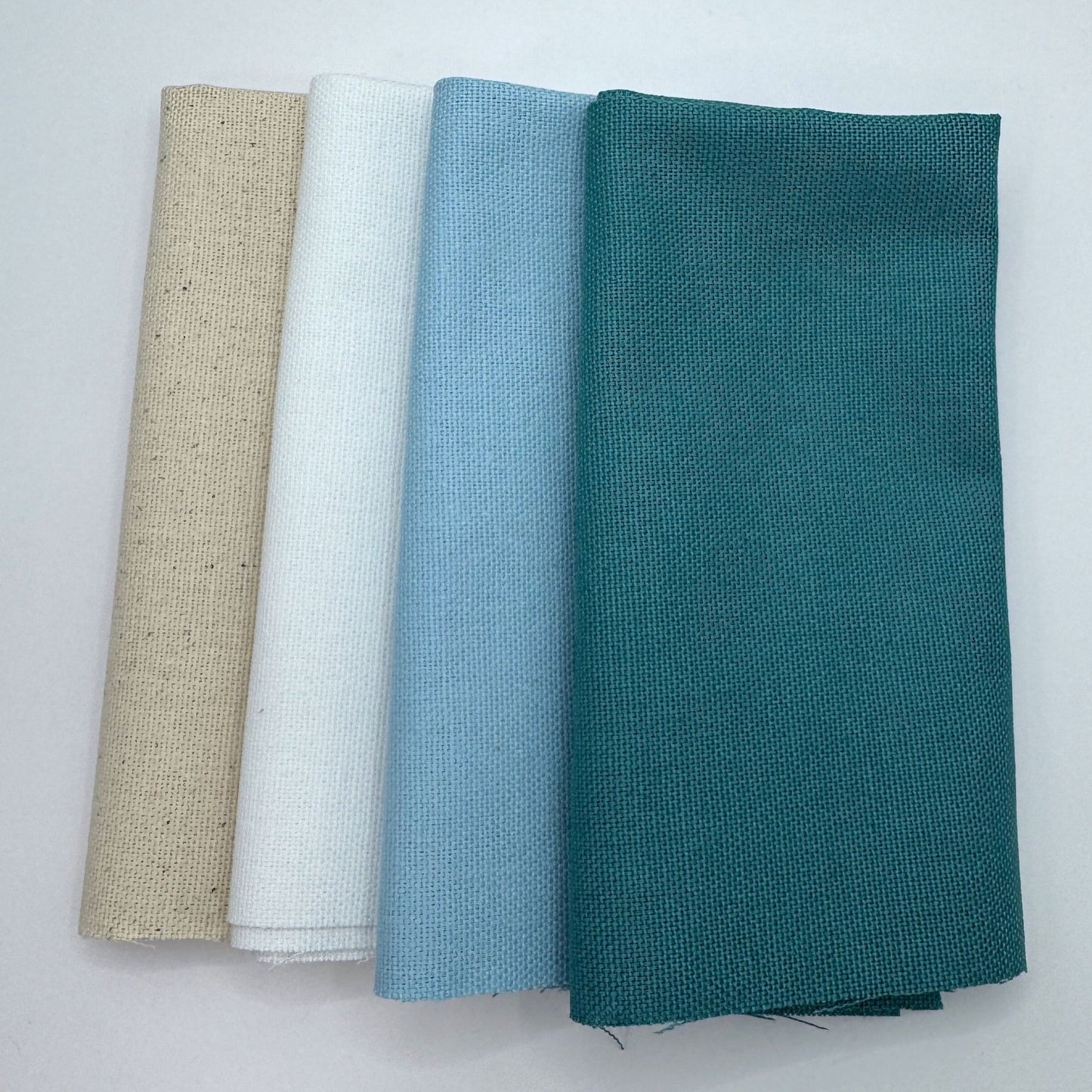 Stoff zum Sticken, Stoffpaket "Petrol/Himmelblau/Weiß"