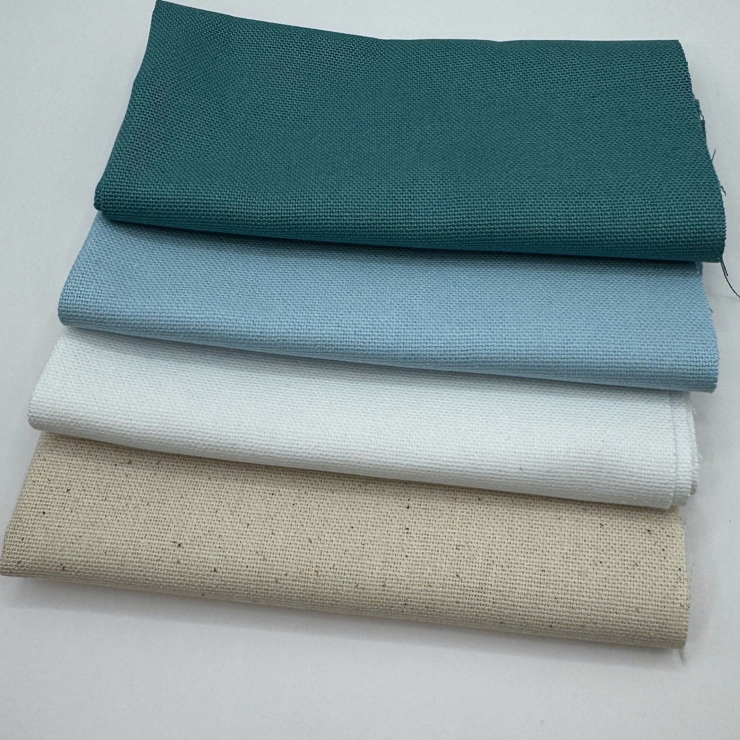 Stoff zum Sticken, Stoffpaket "Petrol/Himmelblau/Weiß"