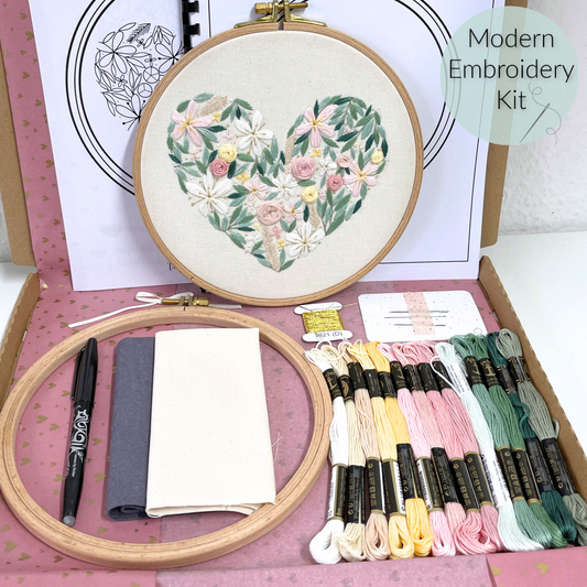Stickkit, Modern Embroidery Kit, Vorlage zum Selber sticken, Ringkissen, Blumenherz, Sticken, Stickvorlage, Stickset, Geschenk für Hochzeit